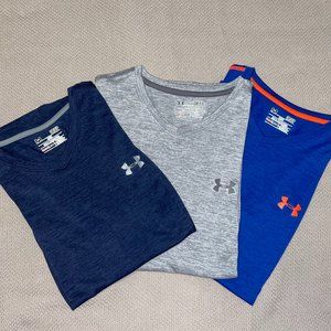 lot of three UNDER ARMOUR Heat Gear Loose Tee Shirt v-neck sz SMALL